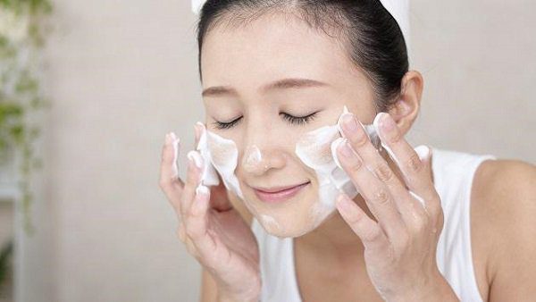 10 cách trị mụn ẩn đơn giản nhưng đem lại hiệu quả bất ngờ cho làn da của bạn