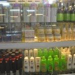 Hàng tạp hóa gồm những gì? Hóa mỹ phẩm là sản phẩm thiết yếu