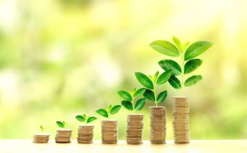 Học cách quản lý tài chính cho những cô nàng đam mê mua sắm